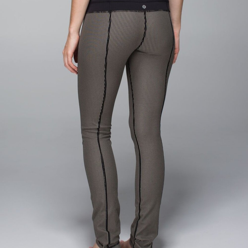 Lululemon Skinny Groove Pant in Super Stripe Mojave Tan